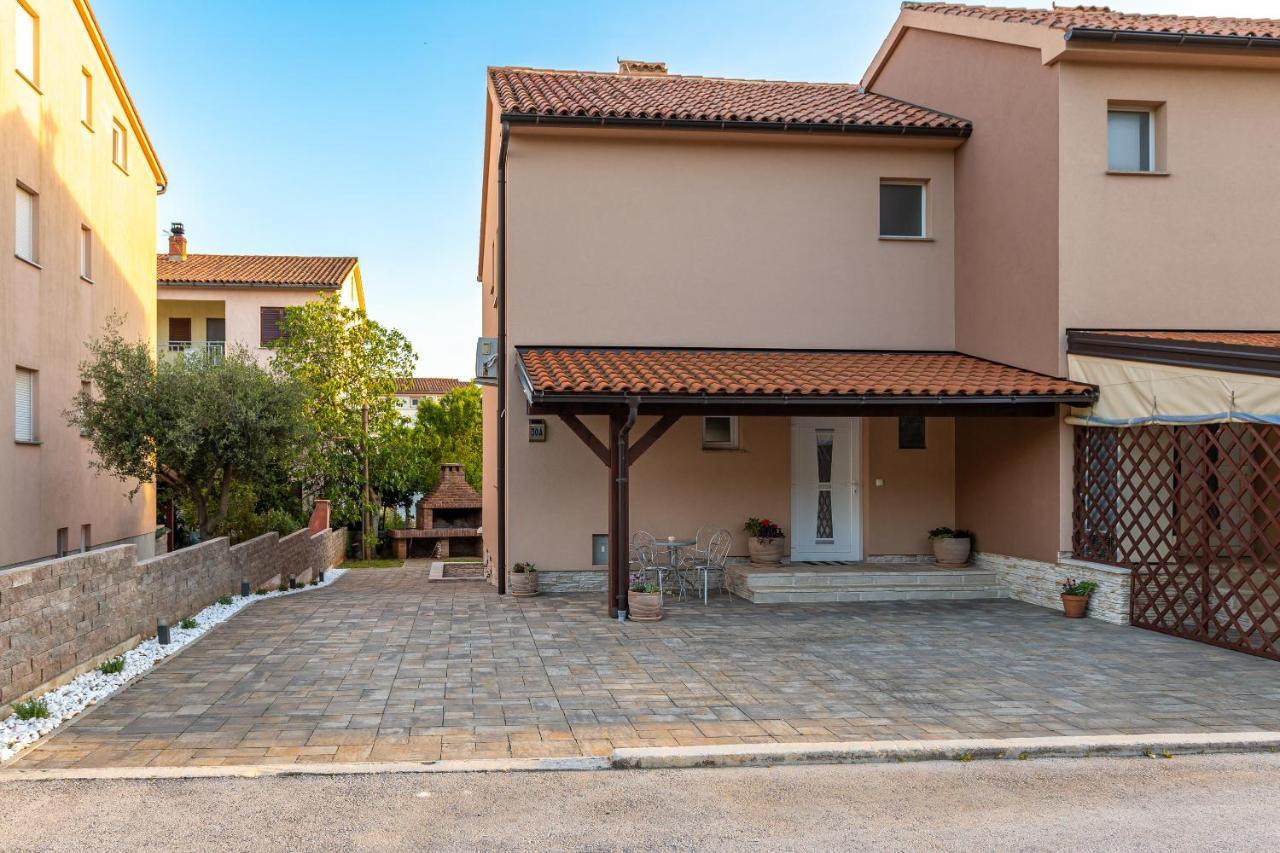 Apartamento Kuca Lana Medulin Exterior foto